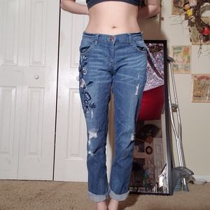 Embroided Boyfriend Jeans